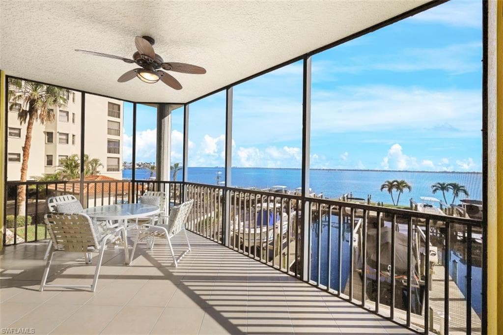 4029 SE 20th PL 102 CAPE CORAL, FL 33904