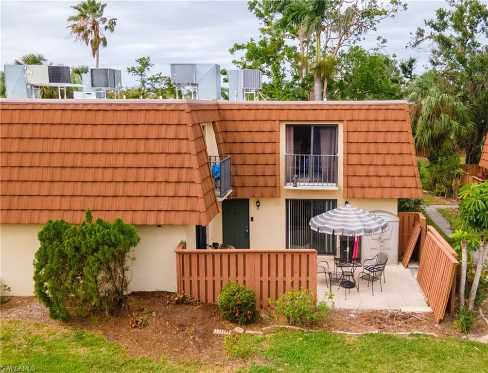 5219 Cedarbend DR 4 FORT MYERS, FL 33919