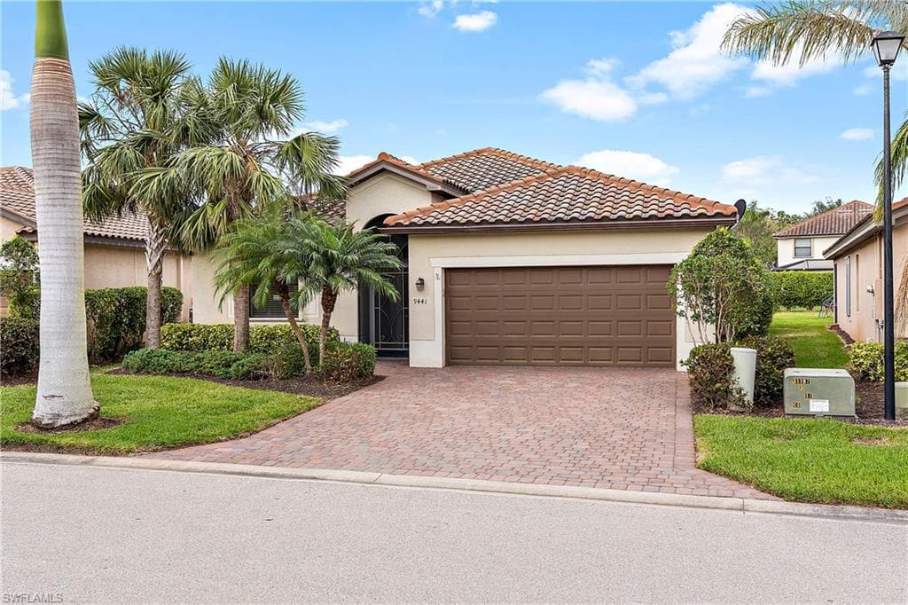9441 River Otter DR FORT MYERS, FL 33912