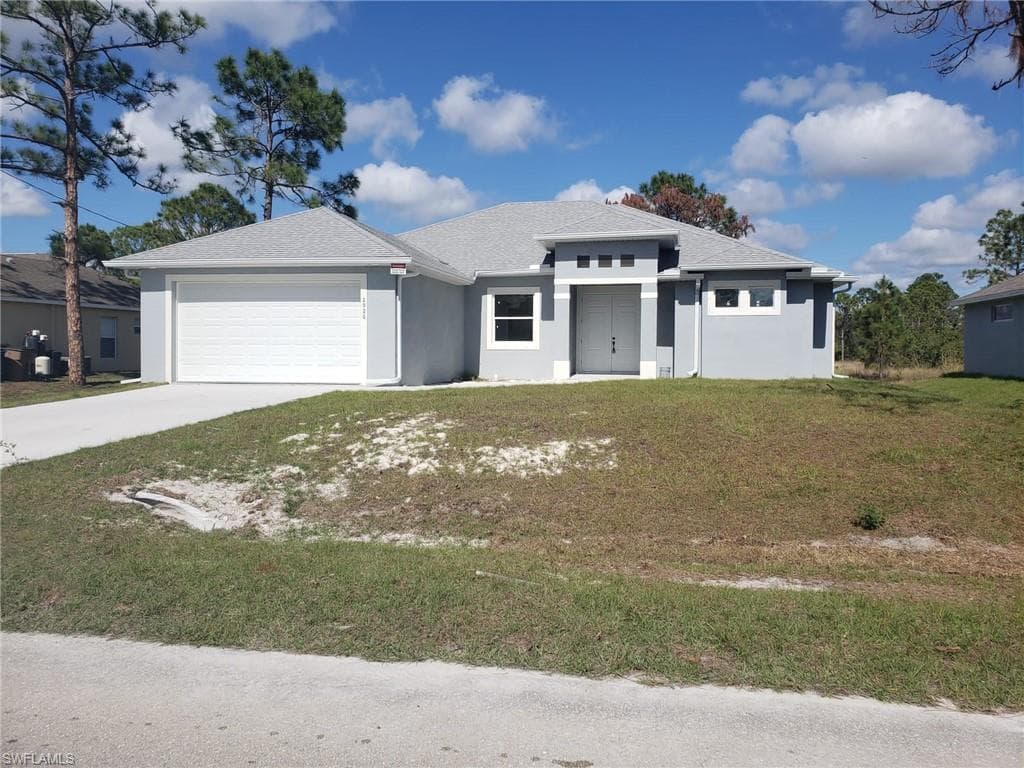 2926 18th ST SW LEHIGH ACRES, FL 33976