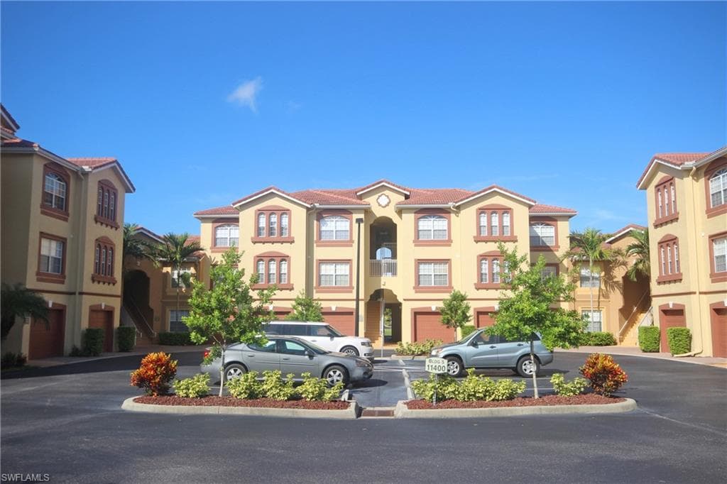 11400 Ocean Walk LN 210 FORT MYERS, FL 33908