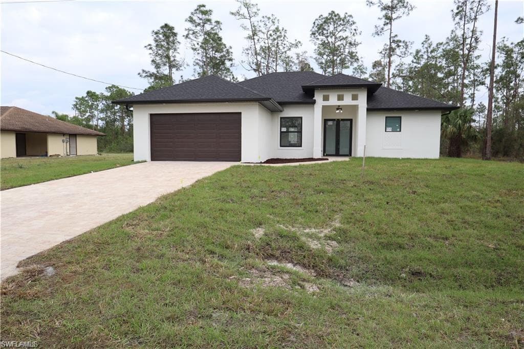 904 James AVE LEHIGH ACRES, FL 33936