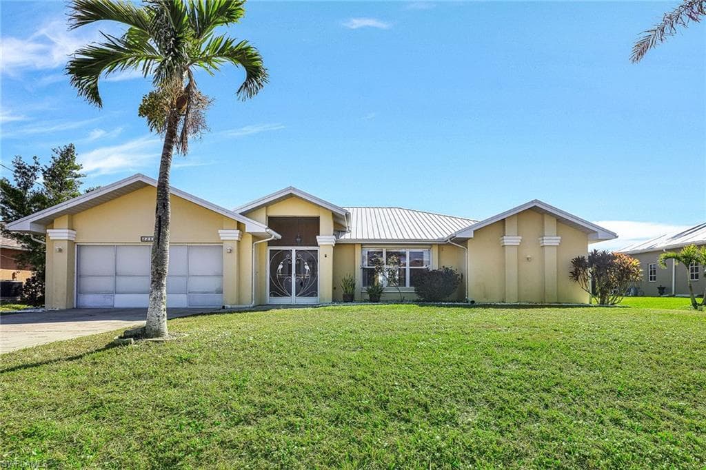 2218 50th ST CAPE CORAL, FL 33914