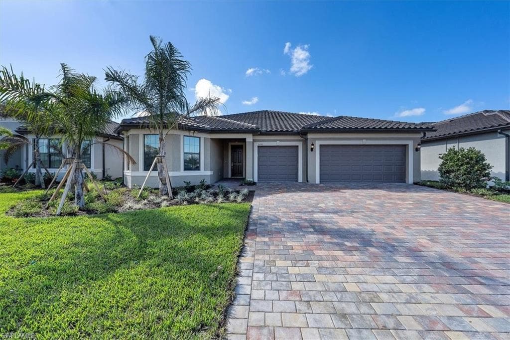 5742 Legendary LN AVE MARIA, FL 34142