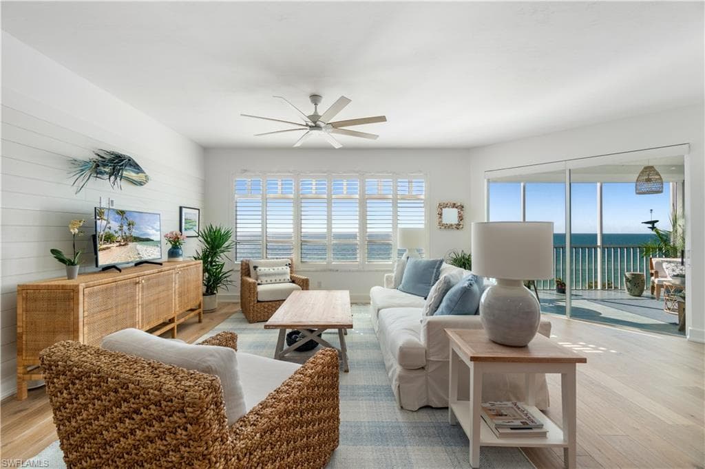 253 Barefoot Beach BLVD 402 BONITA SPRINGS, FL 34134