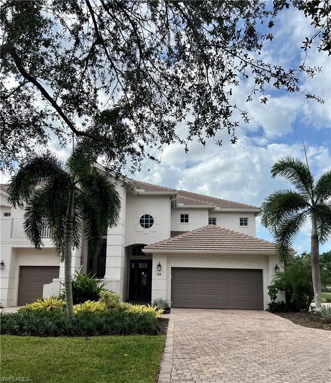 2375 Mont Claire DR #102 NAPLES, FL 34109