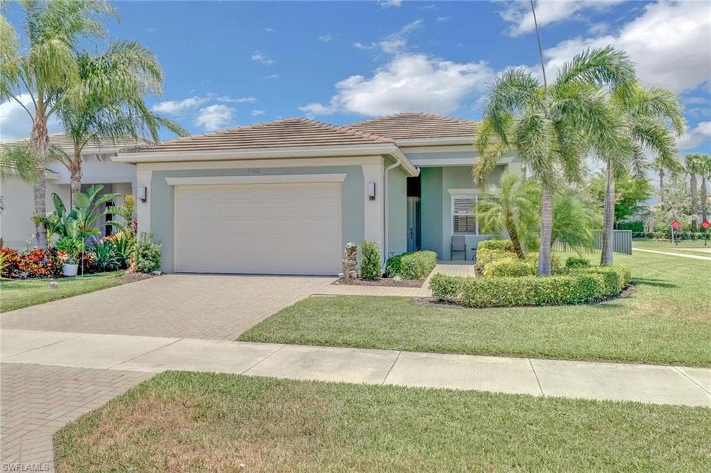 16062 Starglazer PL BONITA SPRINGS, FL 34135