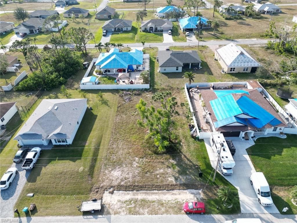 1204 21st PL CAPE CORAL, FL 33993