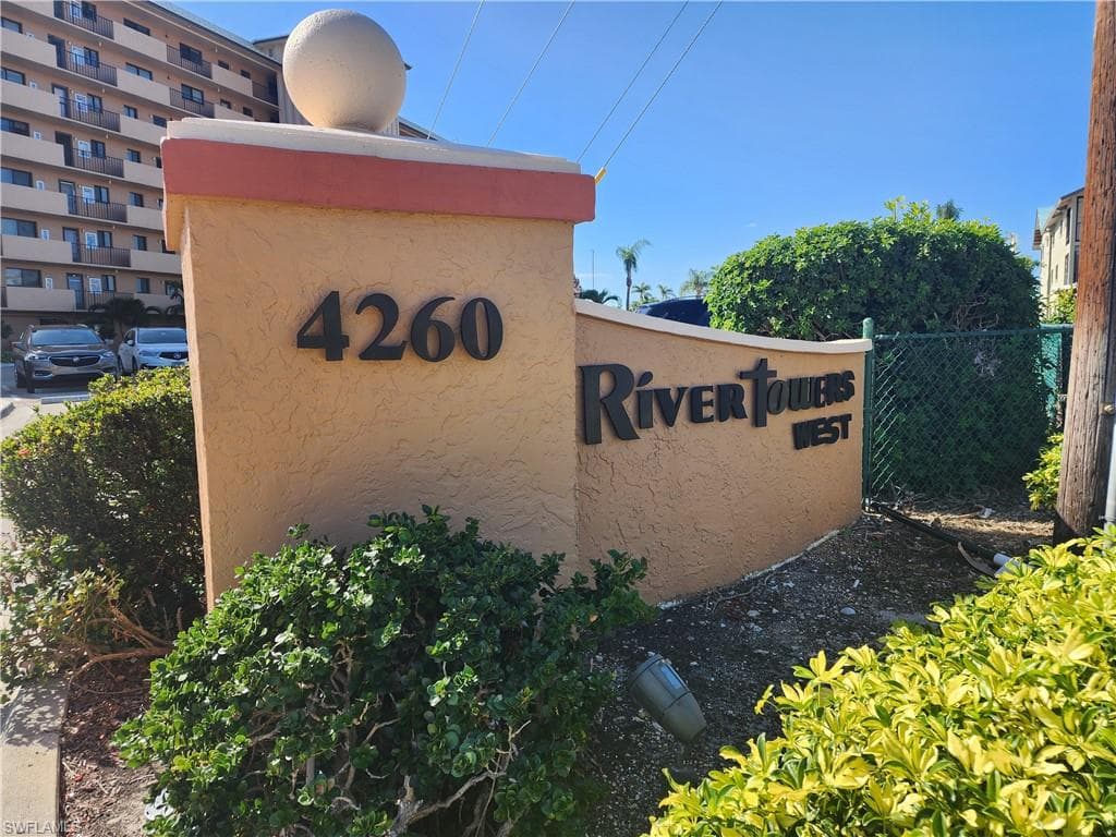 4260 SE 20th PL 507 CAPE CORAL, FL 33904