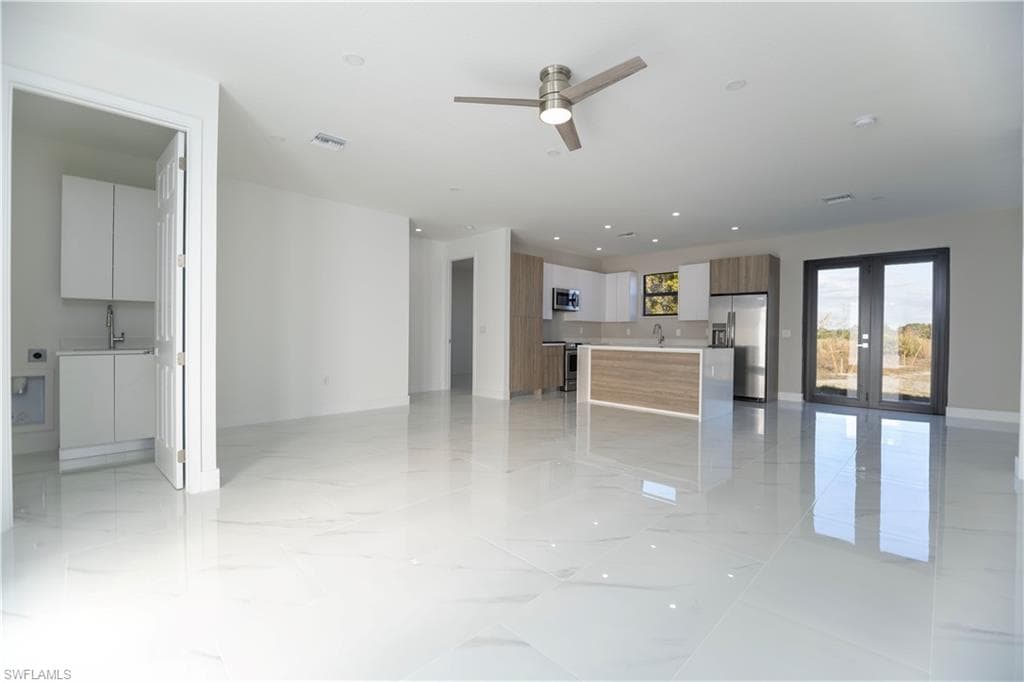 4233 2nd AVE SE NAPLES, FL 34117