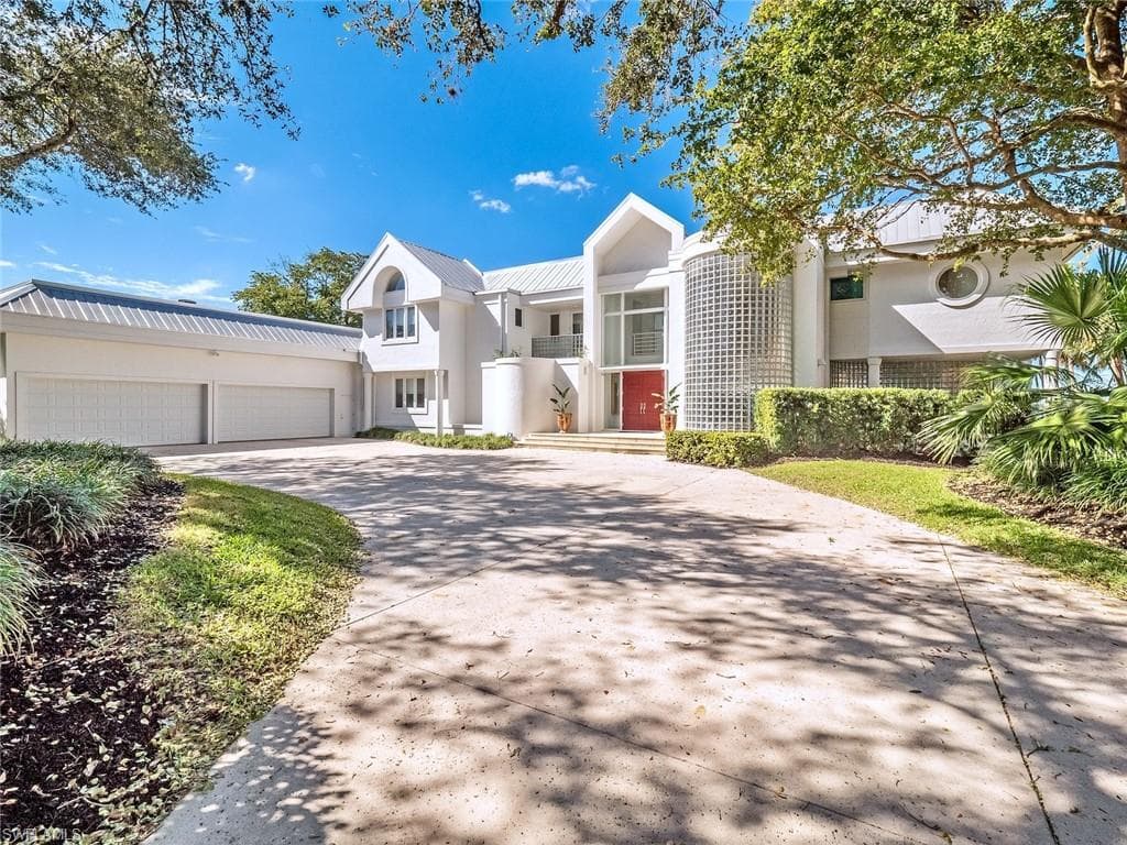 3402 W Riverside DR FORT MYERS, FL 33901