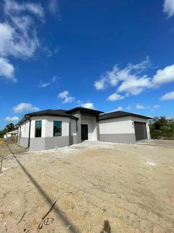 701 Ivan AVE N LEHIGH ACRES, FL 33971