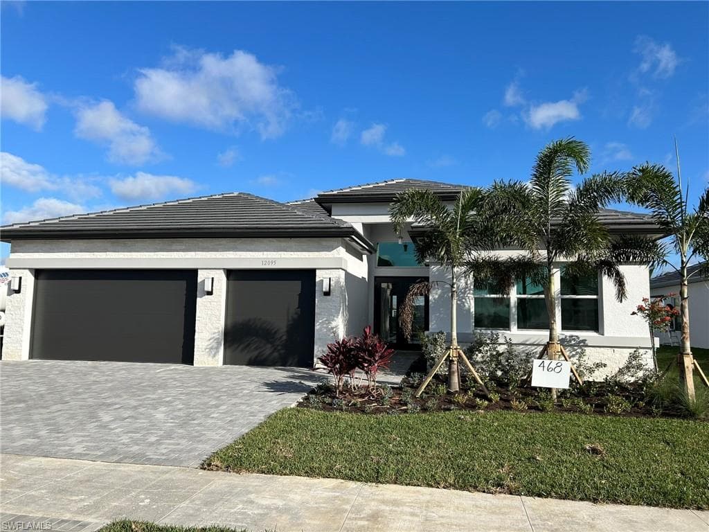 12095 Triton WAY NAPLES, FL 34120