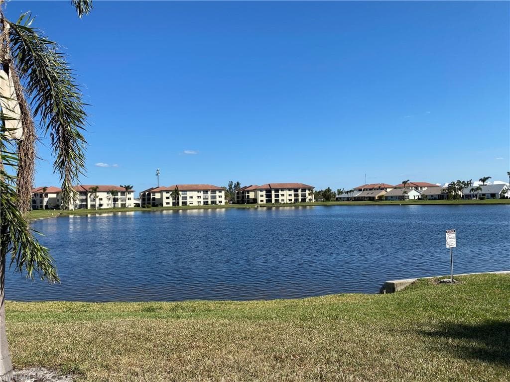 11300 Caravel CIR 107 FORT MYERS, FL 33908