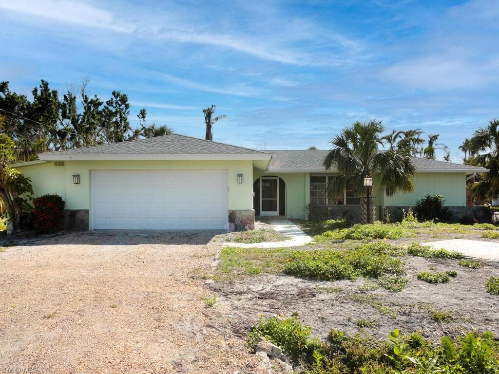 4052 Coquina DR SANIBEL, FL 33957