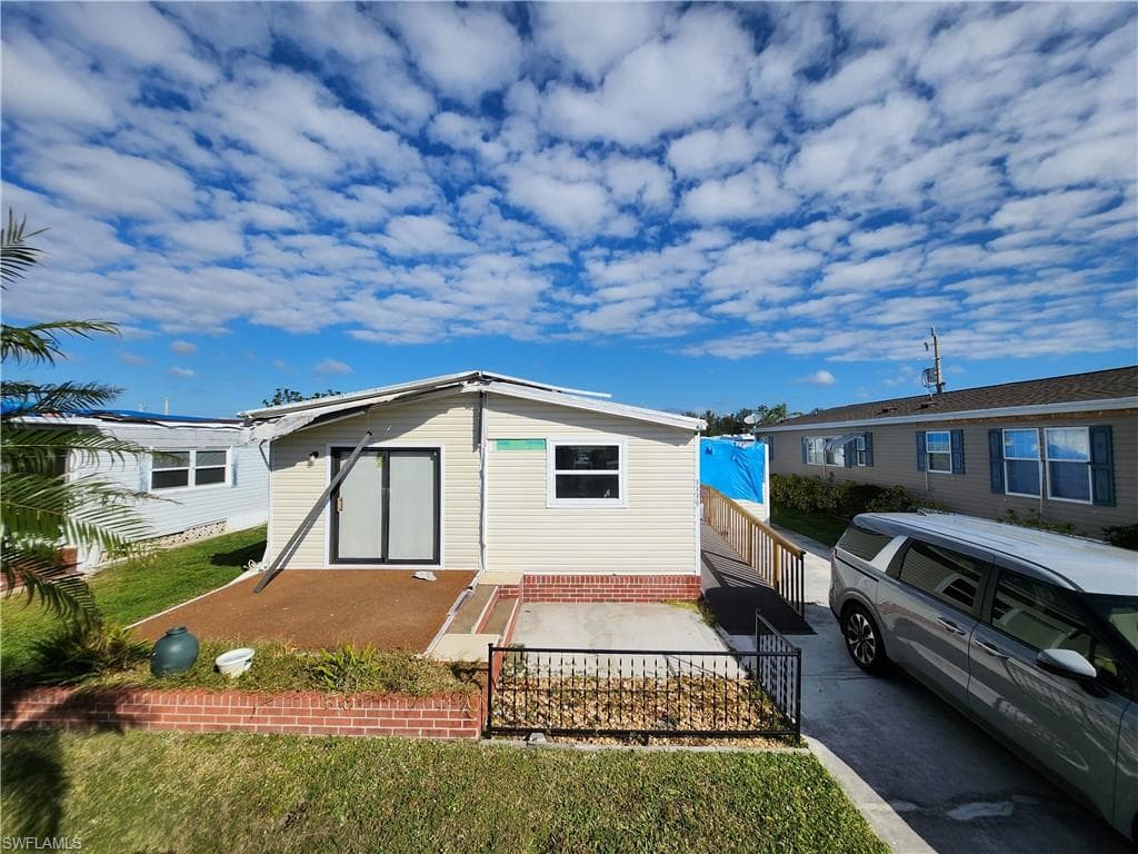 3339 Galaxy WAY NORTH FORT MYERS, FL 33903