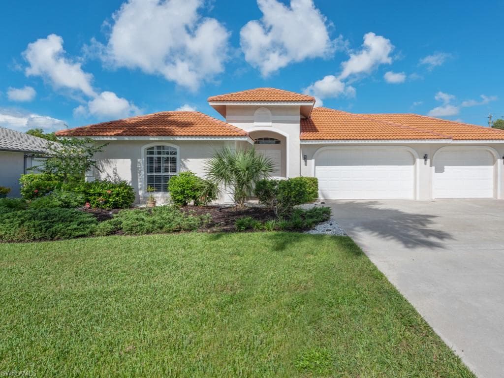 28368 Del Lago WAY BONITA SPRINGS, FL 34135