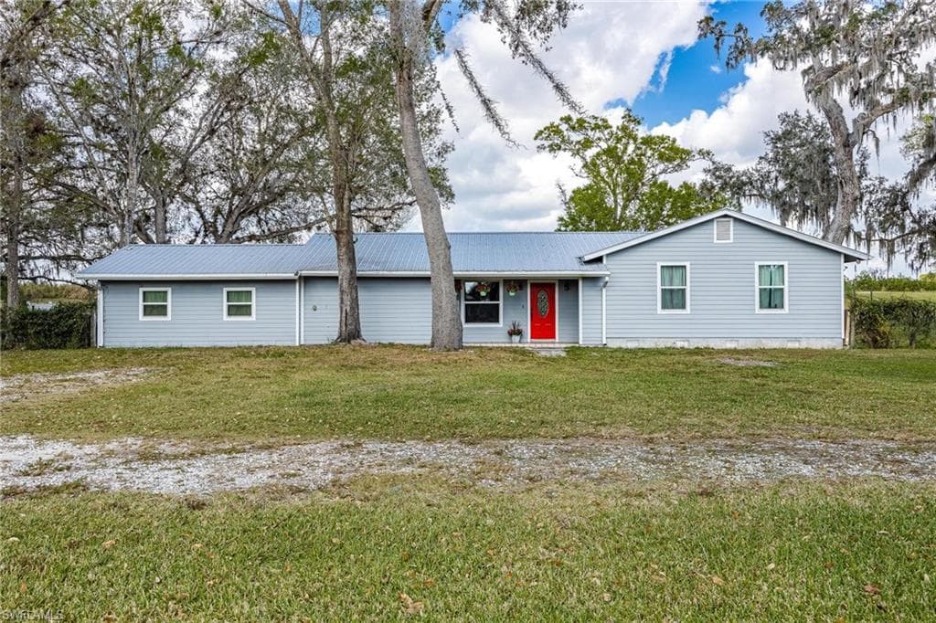 1726 Caloosa Estates LN LABELLE, FL 33935