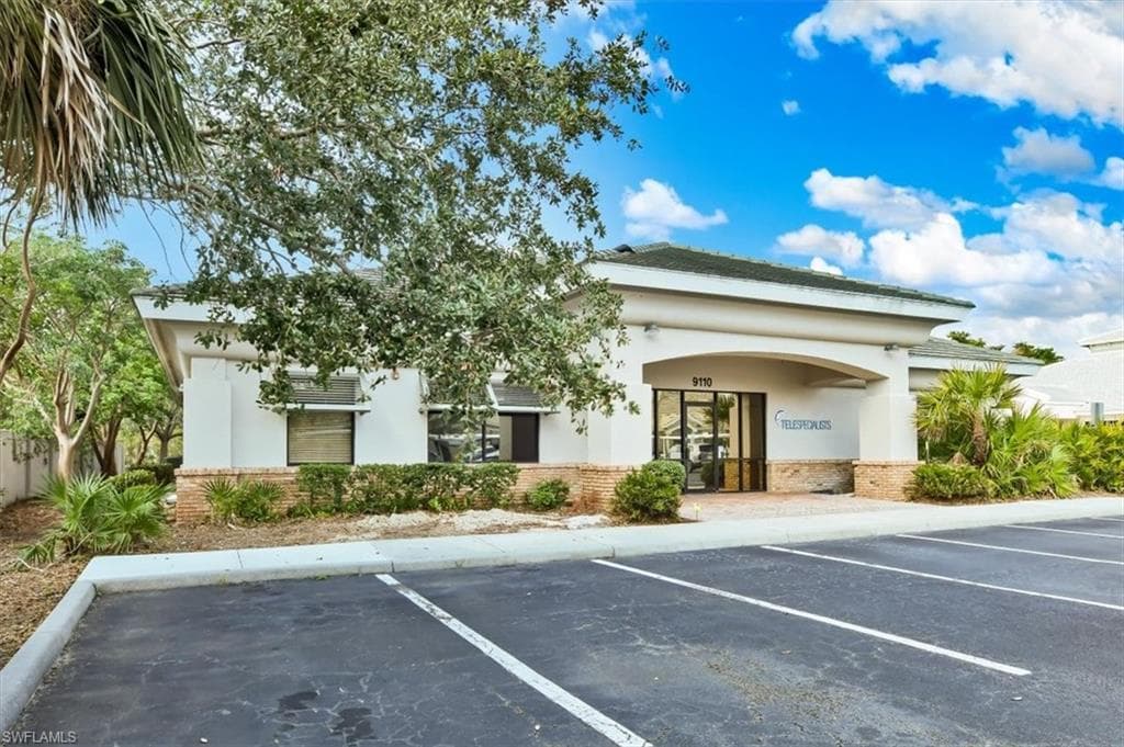 9110 College Pointe CT FORT MYERS, FL 33919