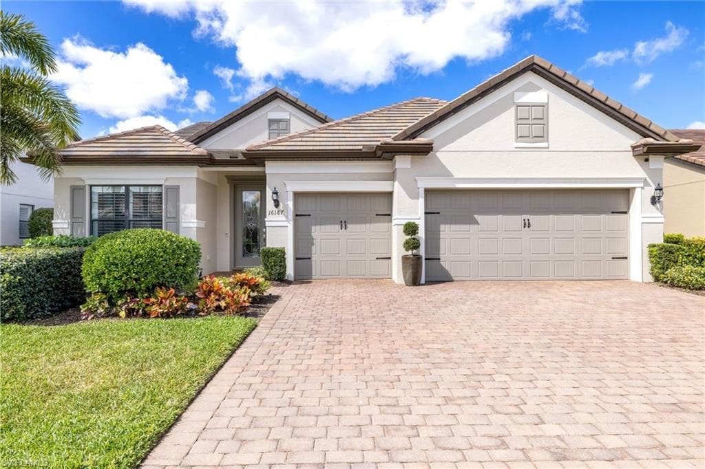 16187 Cartwright LN NAPLES, FL 34110