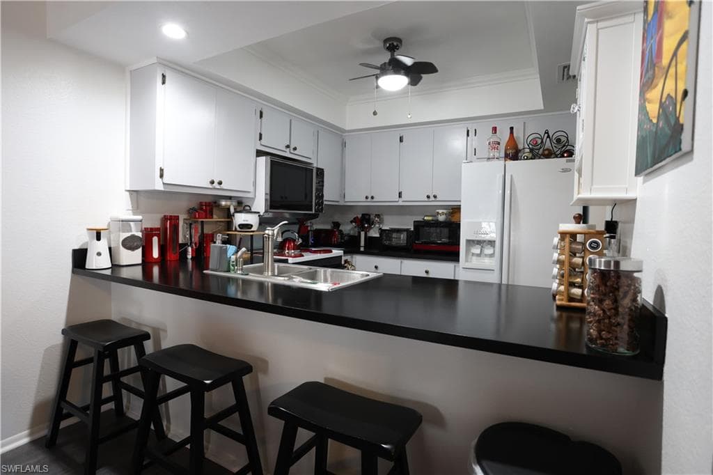 5755 Foxlake DR G NORTH FORT MYERS, FL 33917