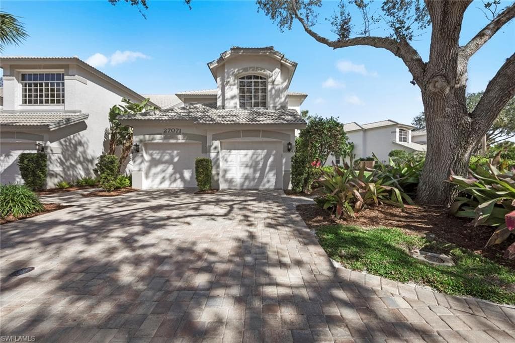 27071 Lake Harbor CT 103 BONITA SPRINGS, FL 34134