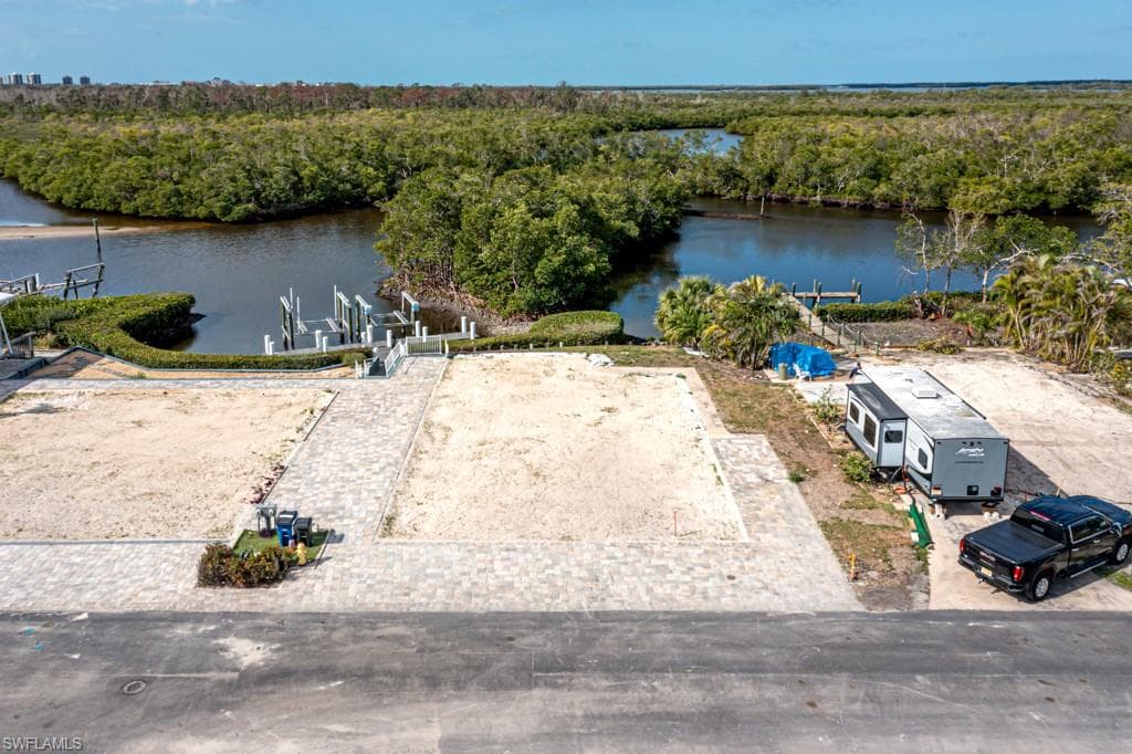 4733 Tahiti DR BONITA SPRINGS, FL 34134