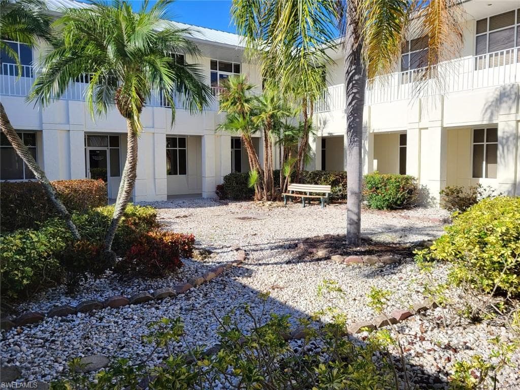 681 Goodlette-Frank RD N 140 NAPLES, FL 34102