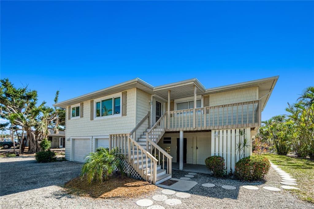 617 E Rocks DR SANIBEL, FL 33957