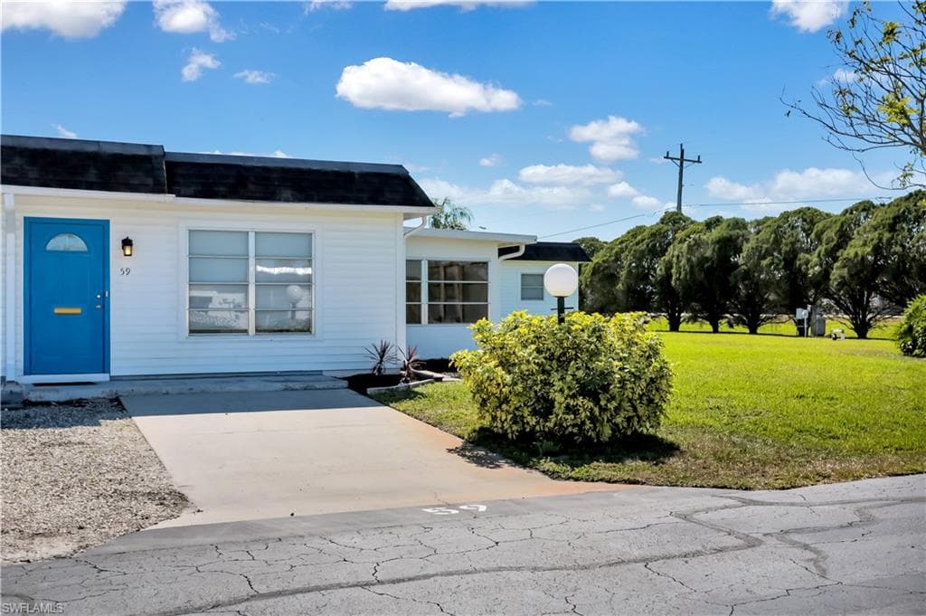 59 Hamlin CT LEHIGH ACRES, FL 33963