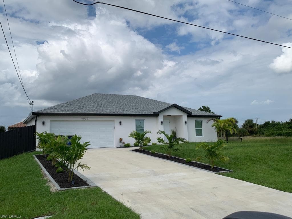3101 21st ST SW LEHIGH ACRES, FL 33976