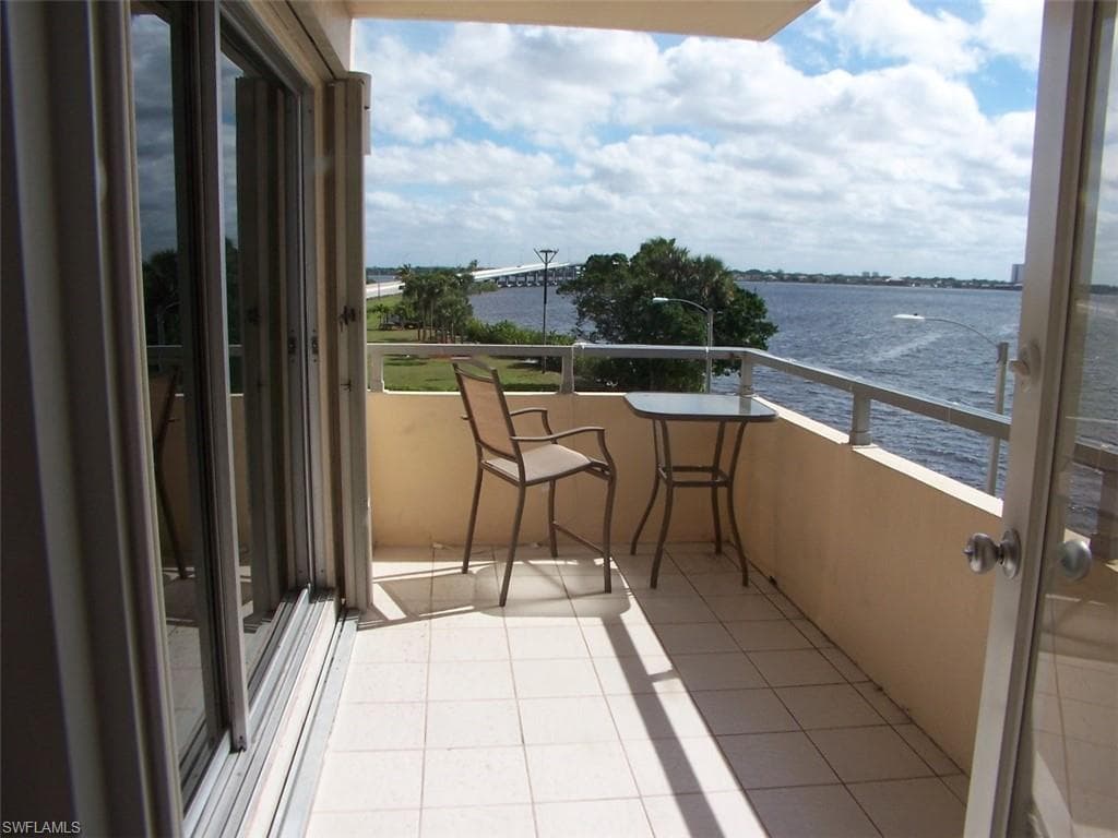 1766 Cape Coral PKY E 301 CAPE CORAL, FL 33904