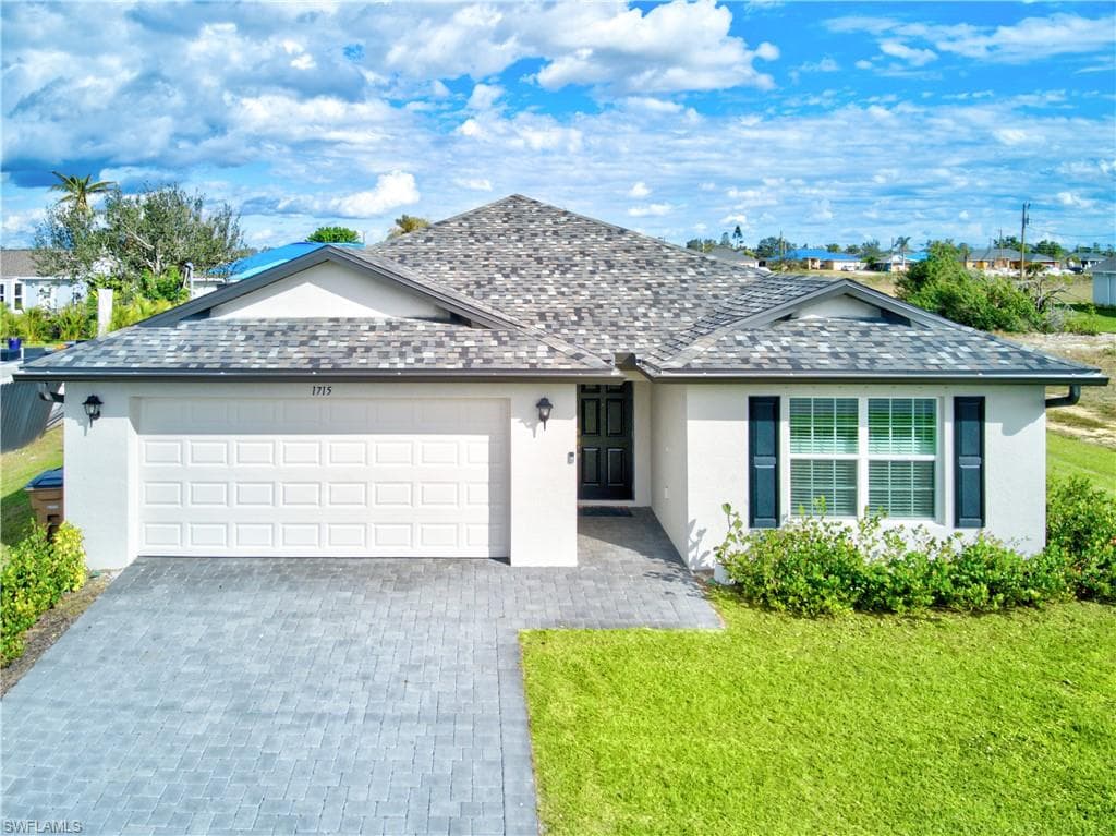 1715 NW 7th PL CAPE CORAL, FL 33993