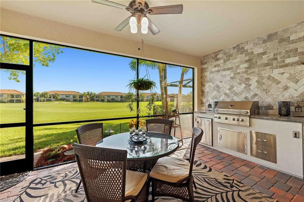 28541 Westmeath CT BONITA SPRINGS, FL 34135