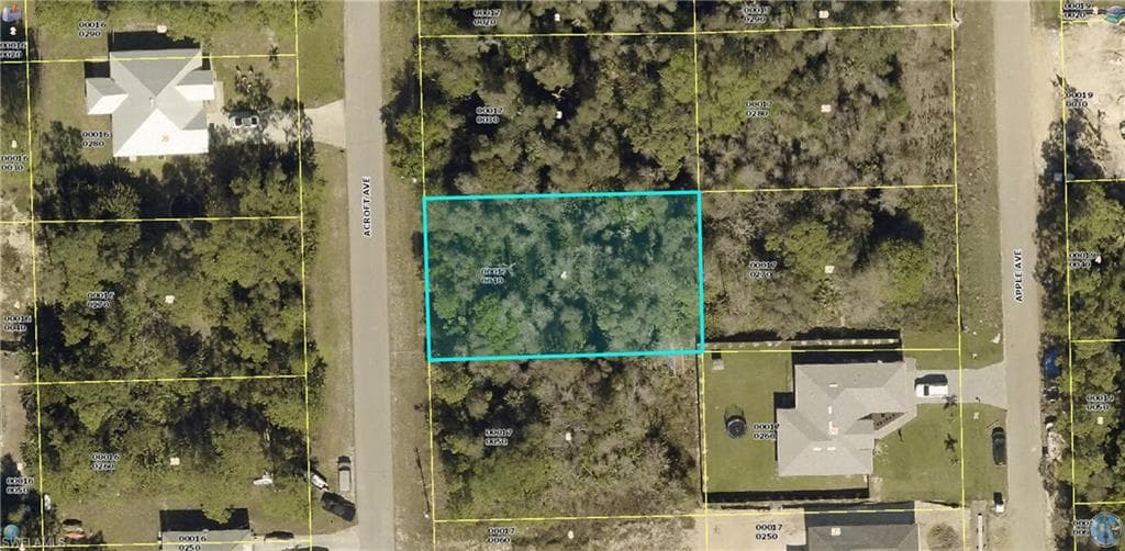 1026 Acroft AVE LEHIGH ACRES, FL 33971