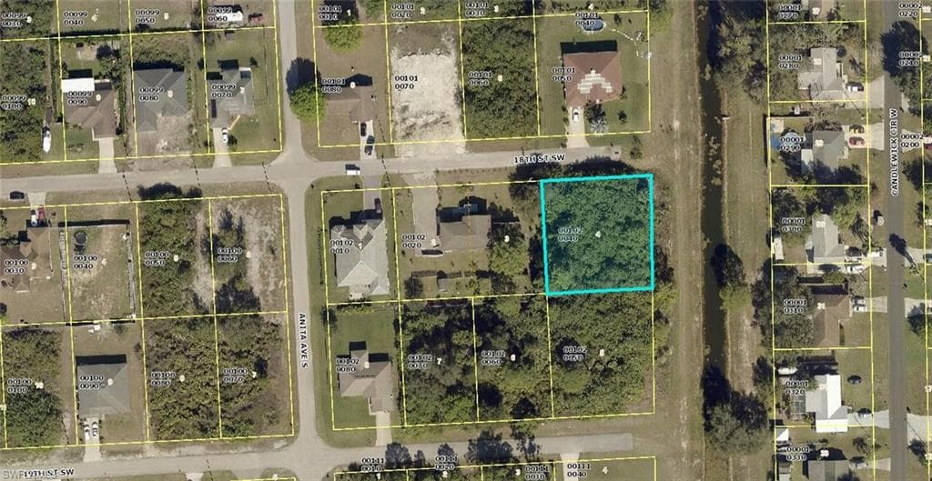 2501 18th ST SW LEHIGH ACRES, FL 33976