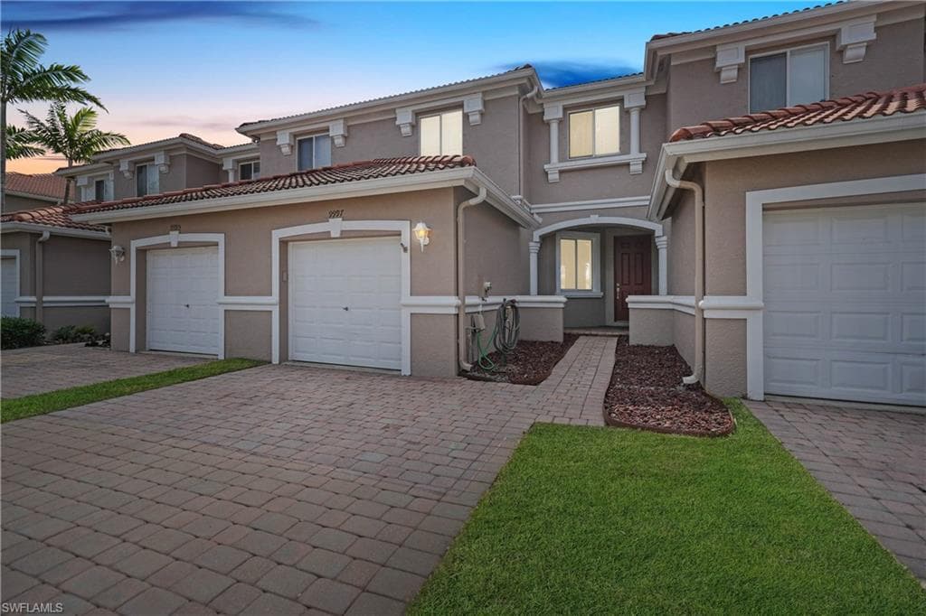9997 Chiana CIR FORT MYERS, FL 33905