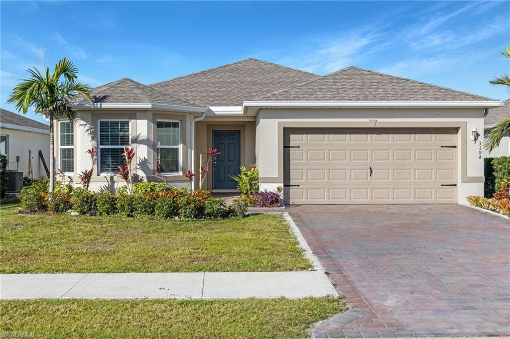 3194 Cozumel CT CAPE CORAL, FL 33909