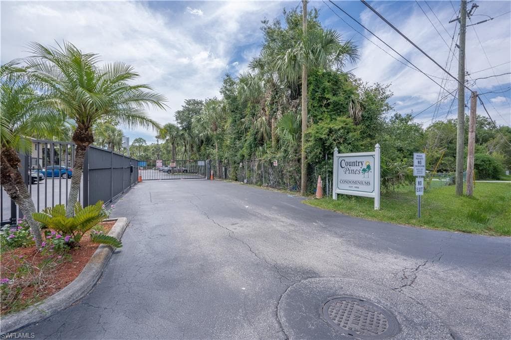 1200 Hall RD 108 NORTH FORT MYERS, FL 33903
