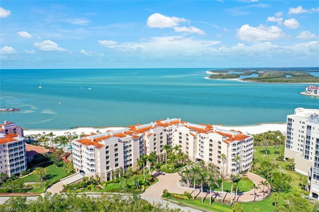 3000 Royal Marco WAY PH-M MARCO ISLAND, FL 34145