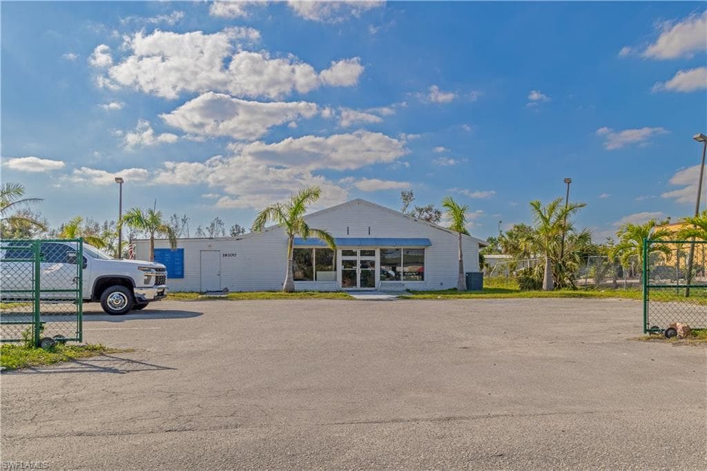 16100 San Carlos BLVD FORT MYERS, FL 33908