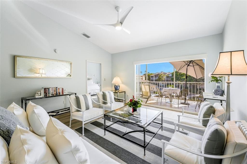 6030 Chardonnay LN 303 NAPLES, FL 34119