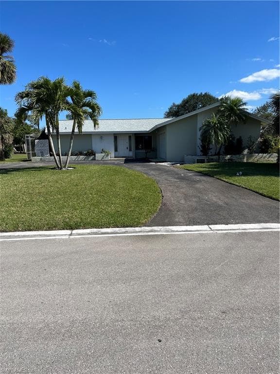 167 Doral CIR NAPLES, FL 34113