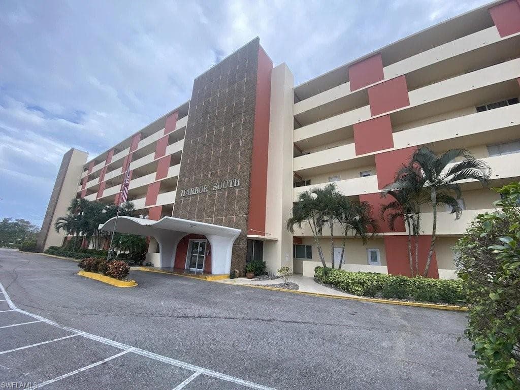 1766 Cape Coral PKWY E 209 CAPE CORAL, FL 33904