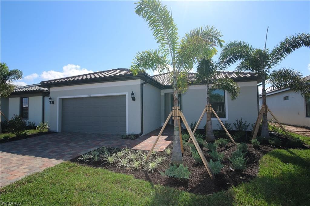 5912 Gala DR IMMOKALEE, FL 34142