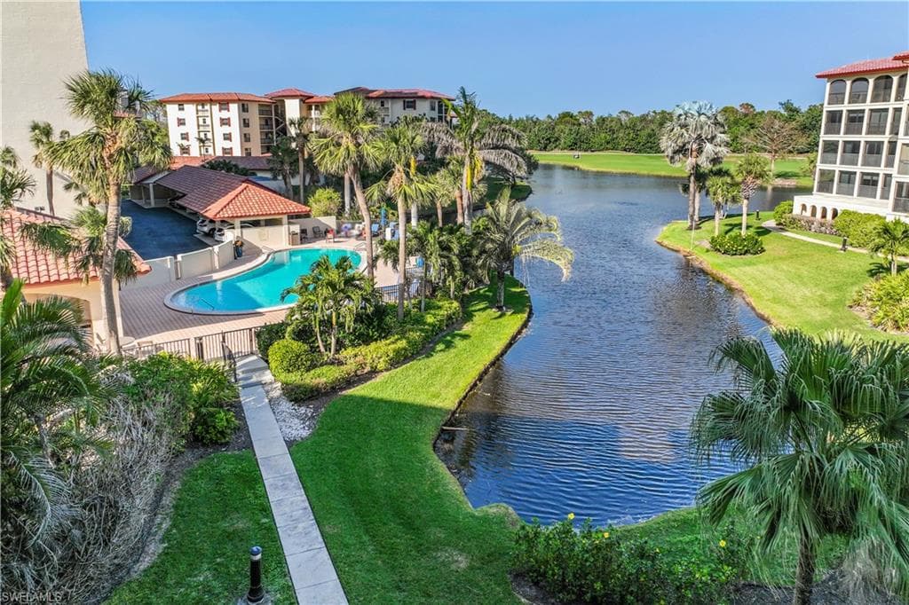 6040 Pelican Bay BLVD D-303 NAPLES, FL 34108