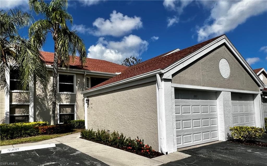 9856 Luna CIR A-203 NAPLES, FL 34109