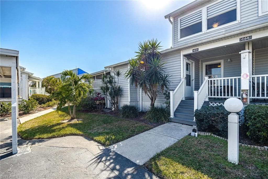 6018 Timberwood CIR 216 FORT MYERS, FL 33908