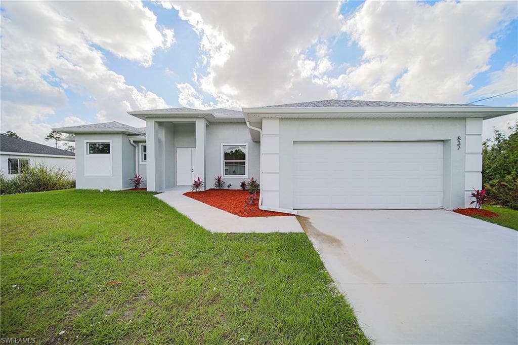 837 Appleton AVE LEHIGH ACRES, FL 33974