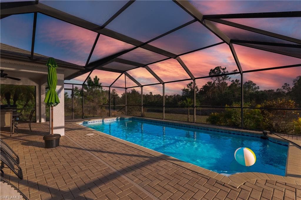 952 Candlelight DR LEHIGH ACRES, FL 33974